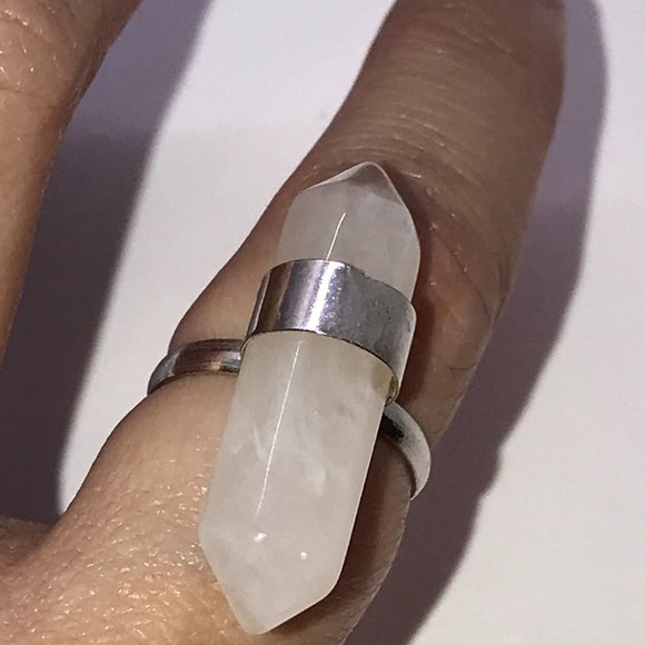 Sizeable Imitation Quartz Ring - Picture 6 of 9